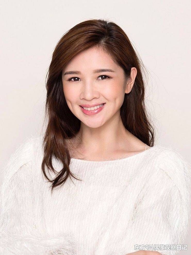 女星的证件照为何这么好看?注意这几点，你也能拍出美美的证件照