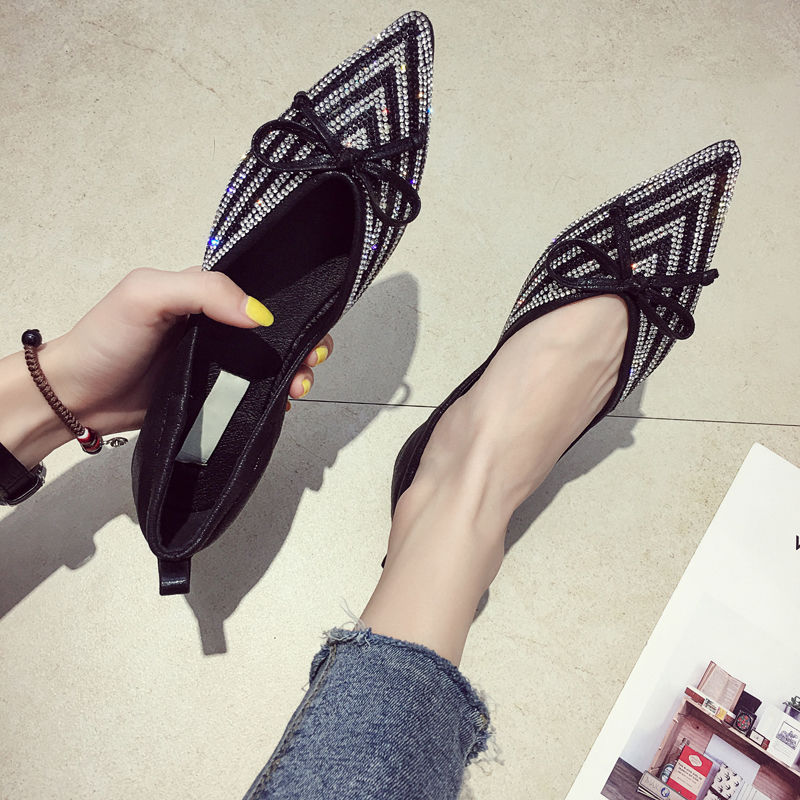 罗马鞋也落伍了!今夏最火的是这种“瓢鞋”，好穿舒适不累脚