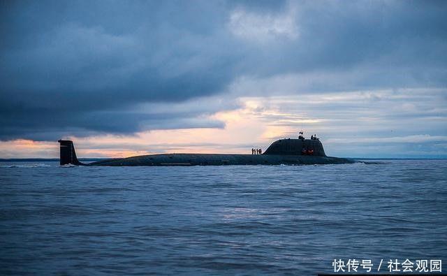 潜艇上怎么做饭,油烟和垃圾是直接排到海里吗