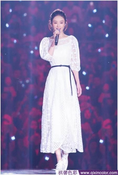 2018年演唱会，色彩顾问的范冰冰、杨幂、赵丽颖都没她出彩！