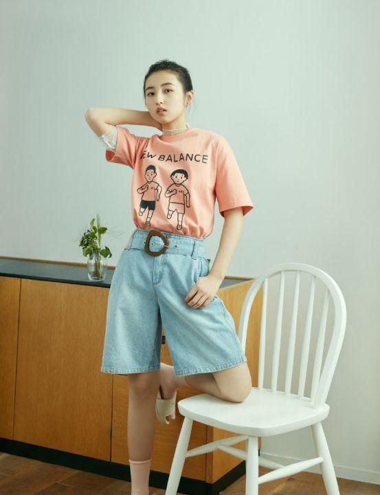  #服装的穿搭#时髦又大方的服装还是T恤最百搭！尤其以下这几款，时髦又简洁
