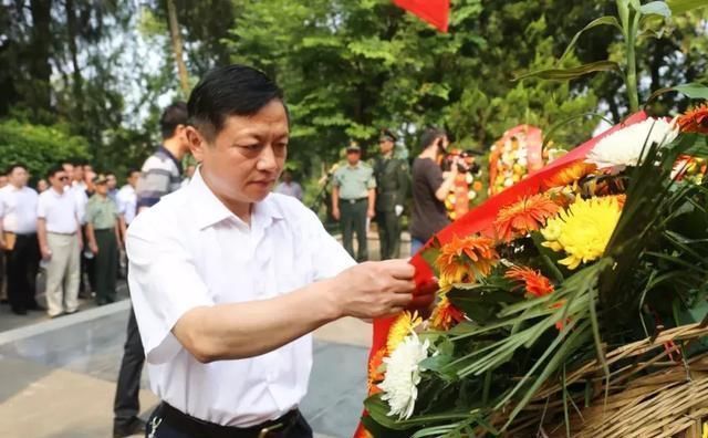  #刘芷#韩先楚将军夫人刘芷同志骨灰安放仪式