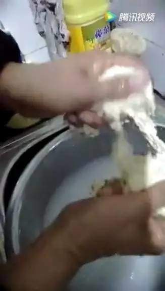 面条又双?叕被人造谣掺胶，那我们再来辟次谣