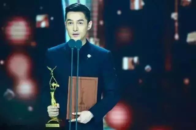 爆炸！胡歌已在美国领证！卓伟：9月份将宣布婚期