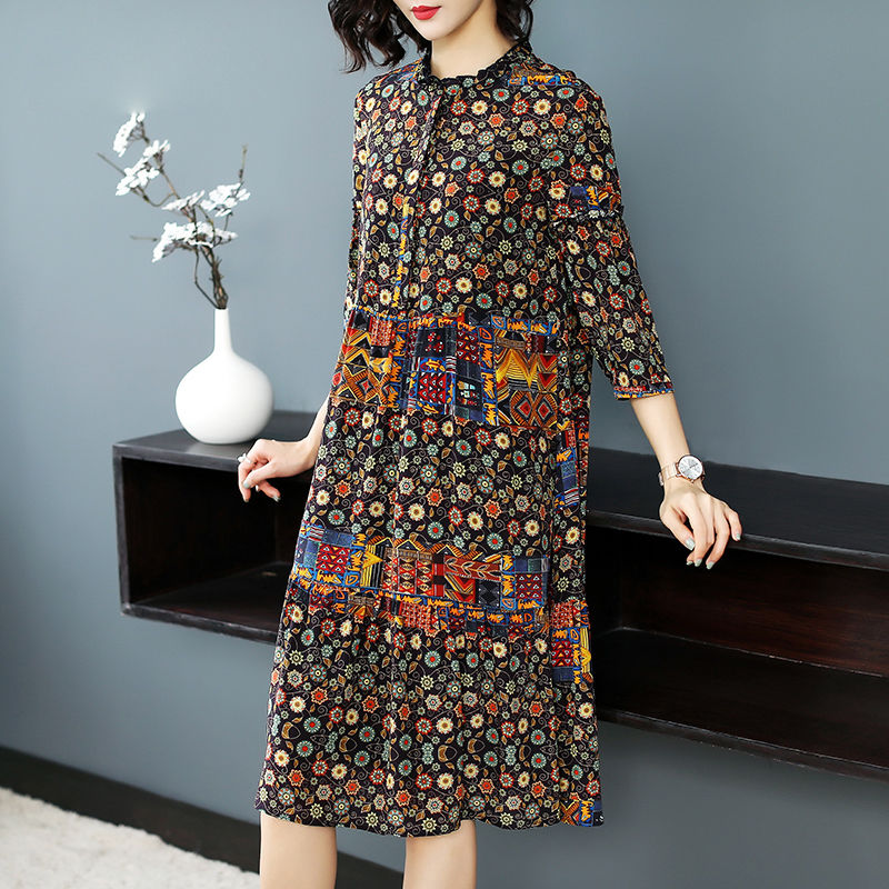 新出一种裙:叫“变态裙，顶尖拉风，适合6070后女人，超减龄