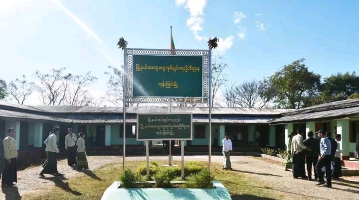 实拍缅甸果敢现状，以前说中文用人民币的地方已经都被缅文替代了