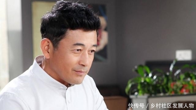  『二婚』张歆艺：初恋将她捧红，转身闪婚小15岁娇妻，今二婚袁弘幸福不已