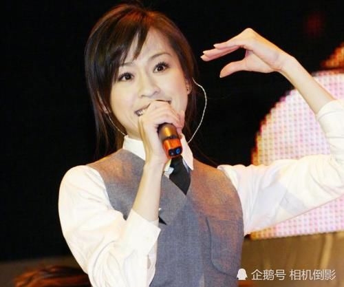  「粉丝」王心凌否认参加《青你2》，看到本人的回应，粉丝：这是在暗示什么