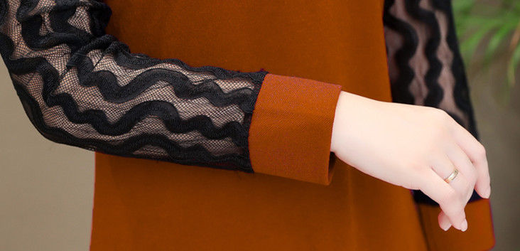 满45岁以上的女人，出门少穿真丝，试试这秋裙+高跟，美到犯规