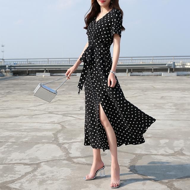 连衣裙超方便，对连衣裙不仅仅是喜欢，那是一种信仰