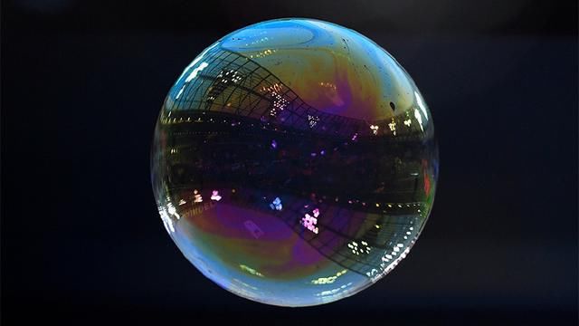 群魔乱舞、欺诈横行，科技泡沫正越吹越大