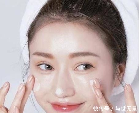  乳液■为什么先涂乳液，再擦爽肤水？专业美容师分析了3点，终于明白了