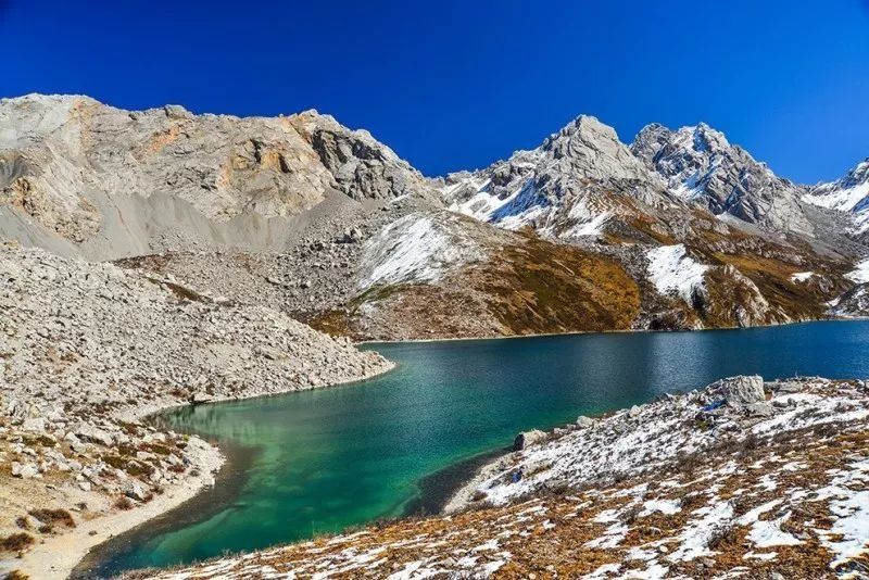 追寻传说中的七藏沟，将满眼秋色尽收眼底