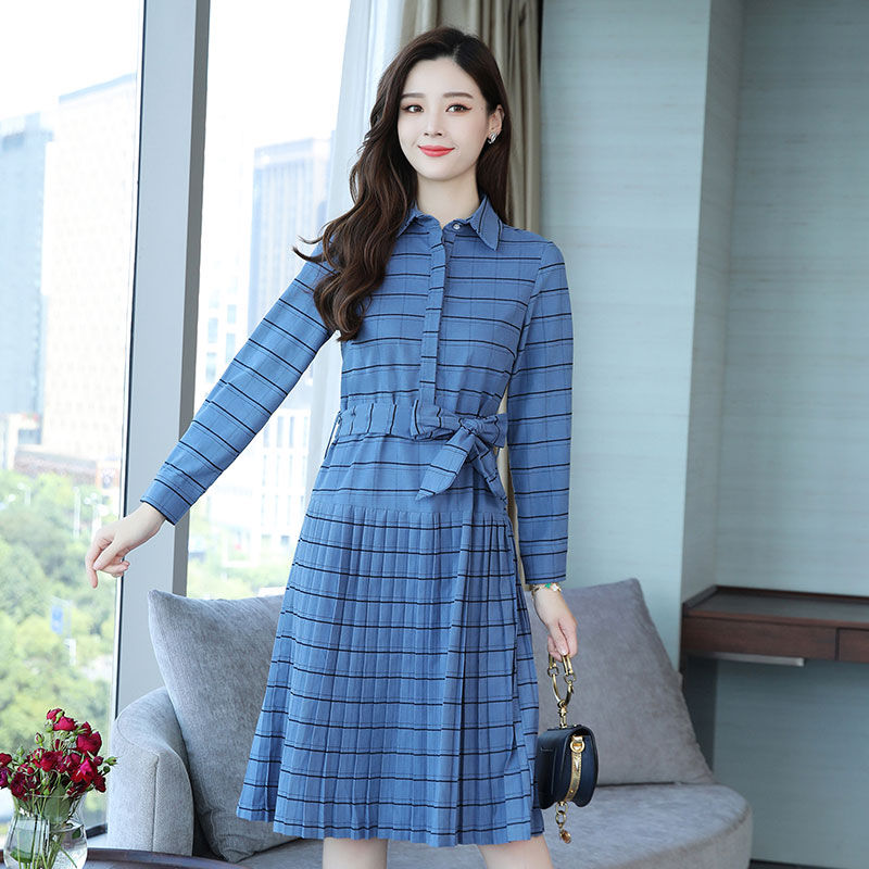 说实话,旗袍送我都不想穿,这法式秋裙,洋气又迷人,一件就够美