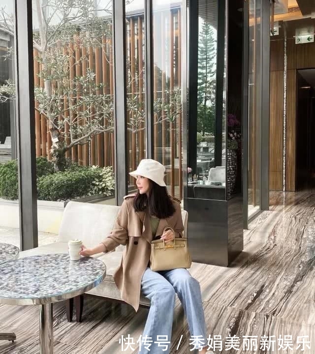 风衣:春夏怎么穿裤子?时尚博主教你这样穿,时尚大气又好看,还很好穿