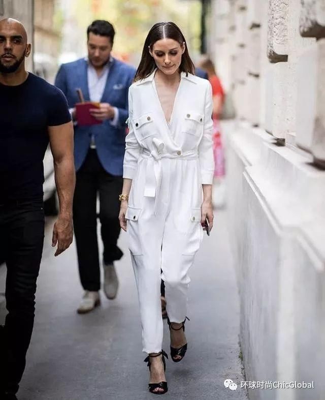 盛夏难免遇到“白色之夜” 怎么穿好ALL WHITE style
