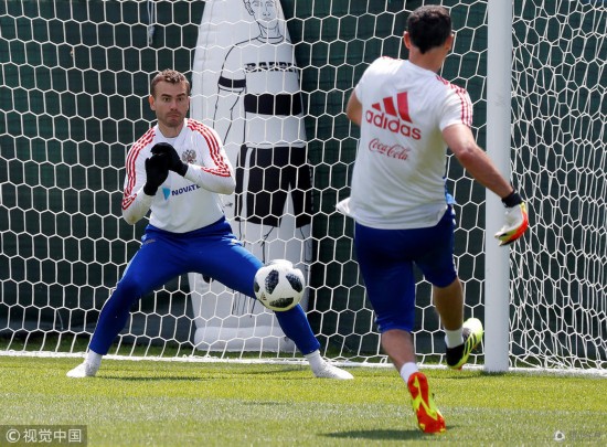 高清:俄罗斯训练副总理到场 扎戈耶夫沟通伤情