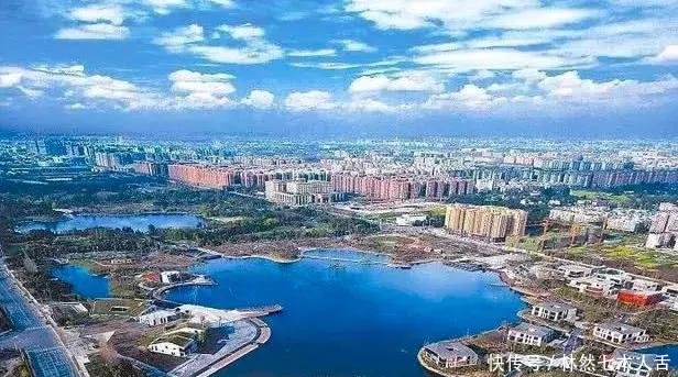 四川爆发地震，重庆成都震感强烈，可为什么重庆从未地震过？