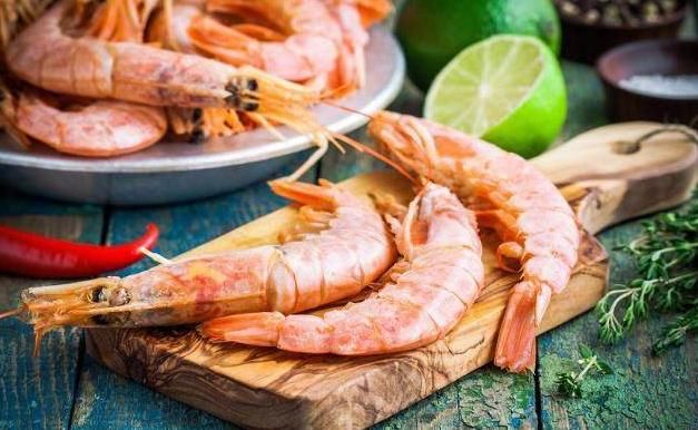 邓超15天减去10斤，并附上自己的心得：一天就吃这些，吃两顿