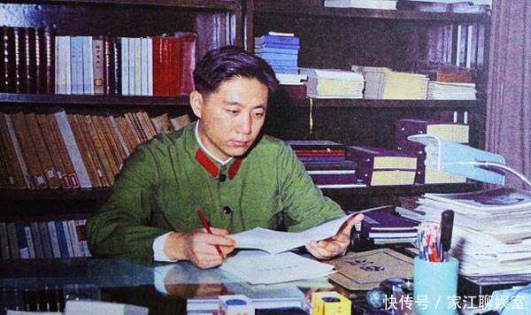  【正国级】此人38岁时官至正国级，当农民的弟弟想进城做工，他