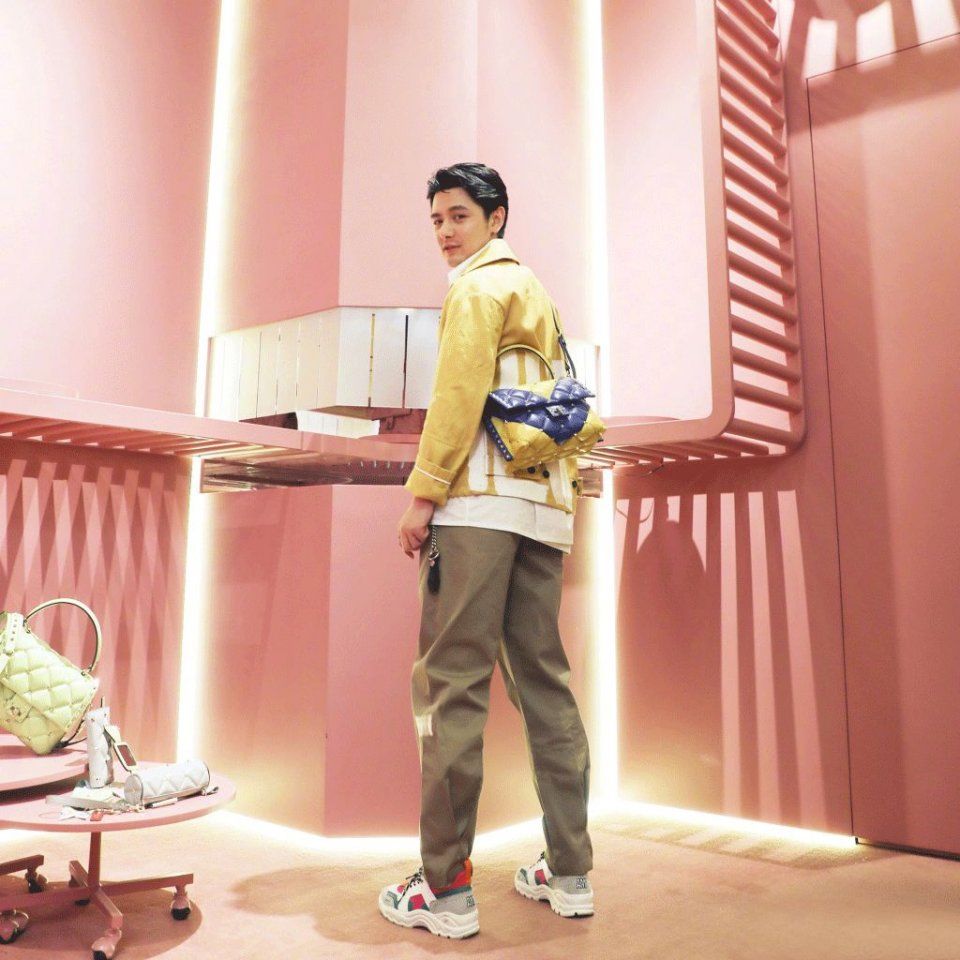 七夕攻略丨我们调查了近2000个人，原来七夕礼物该送这些!