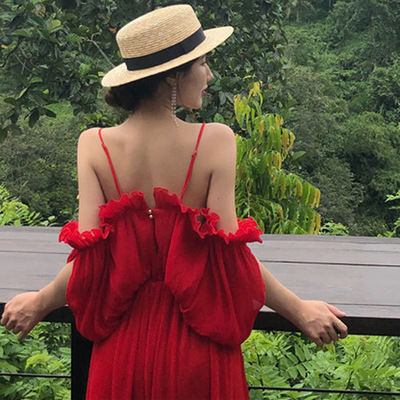 吊带多情，深V性感，好身材秀出来!锁骨美背诱人胸一个都不放过