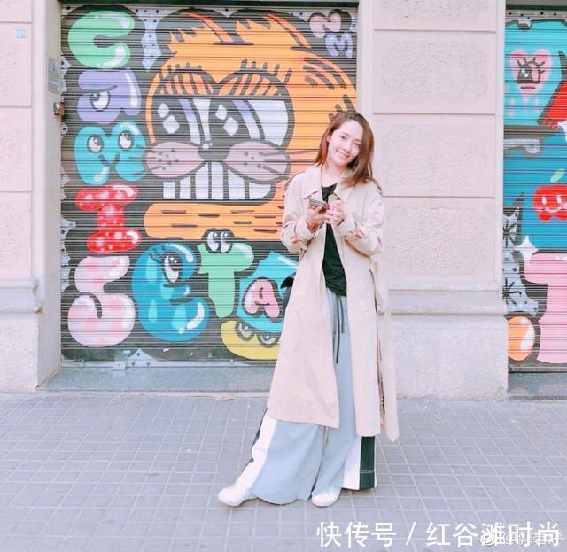 郭碧婷出席活动，礼服上半身开好大，网友：以前的清纯气质全没了