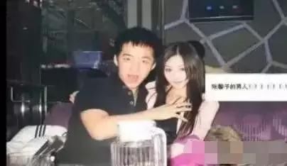 鹿晗整过容，张馨予坐台，澄清也没用了？