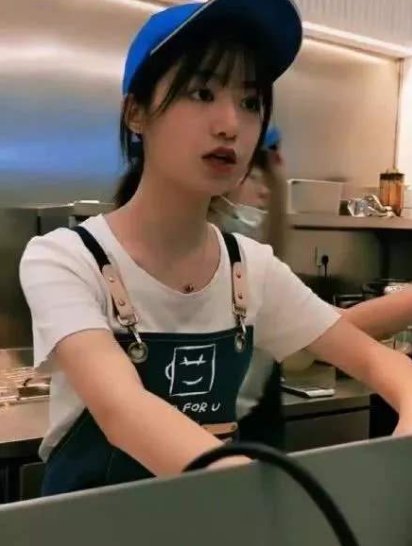 『向佐』都说王俊凯表姐很漂亮？那是没见过郭碧婷的妹妹，分分钟让人沦陷