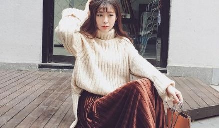  [选择]女孩只穿百褶裙，如何搭配一年四季都不会落伍？