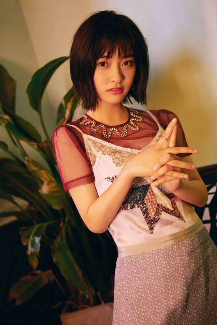 沈月俏皮可爱时尚大片写真图片