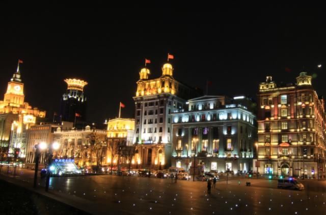 夜景最美的三个城市，迅速成为网红景点，南京却未上榜