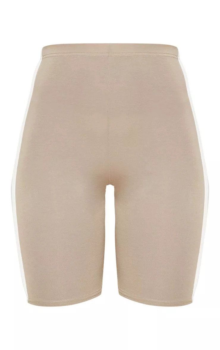 可盐可甜，入秋第一套衣服非它莫属!