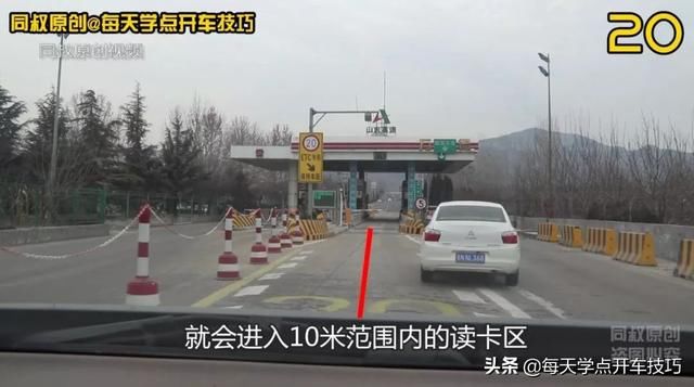 进出高速公路驾驶技巧，老司机实录详解，三分钟学会受益一生