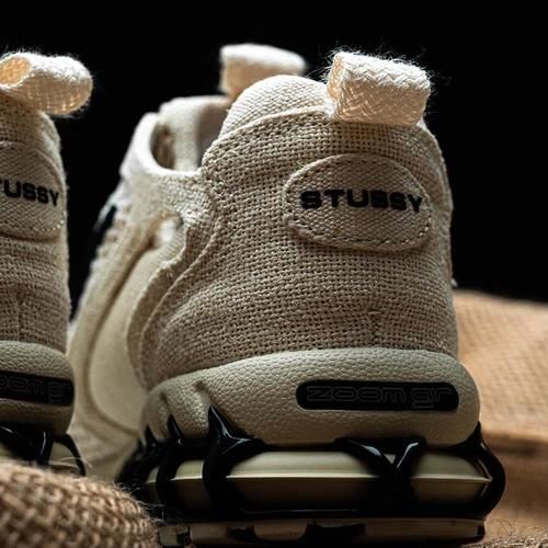  联名@一半天使一般魔鬼，Stussy x Nike 联名鞋款人气爆棚