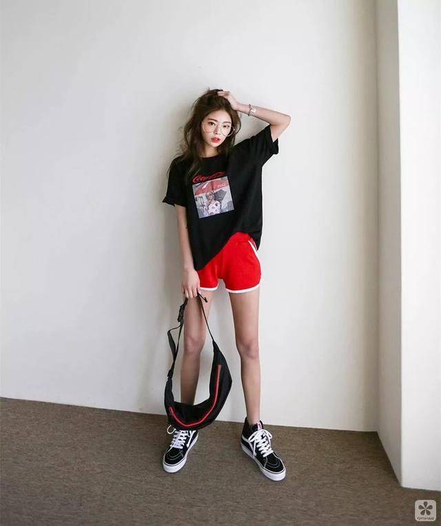 论一个“伪球迷”的自我修养:先跟着“少女幂”学一学不同单品的