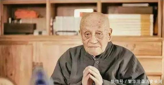一代佛教高僧，曾入狱33年，弘法33年，103岁圆寂后浮现舍利子