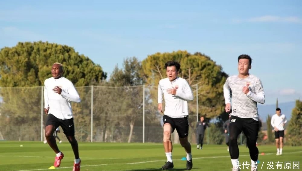 深足结束第三阶段冬训,2月底巴塞罗那重新集结