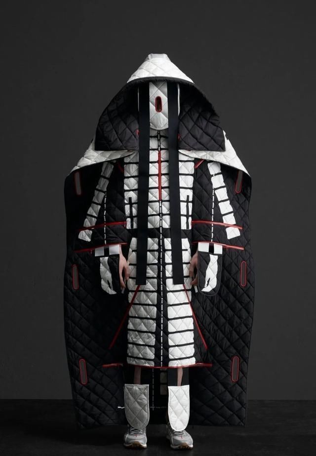 设计师@2020秋冬 Genius 系列：多个天才设计师的合作系列，MONCLER