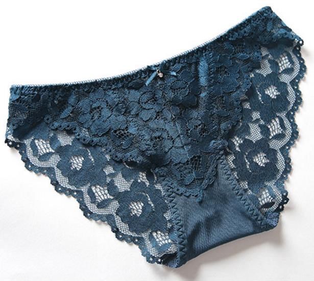 三角裤文胸就让你害羞?看看下面女人如何穿的，让人脸红又清凉