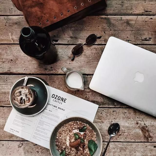 初代博主，最爱的还是她-换季穿衣没灵感?从她身上能找到!