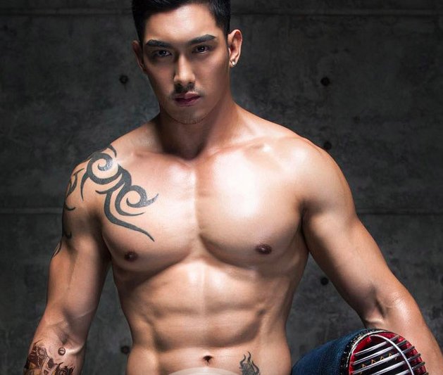 谁说有“纹身”的女人就不正经?瞅瞅这些纹身贴，炫酷还逼真