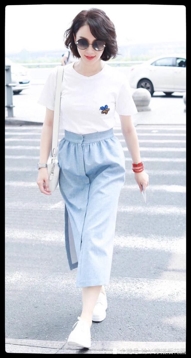 41岁陈数裙子这么紧还塞得进T恤？网友：腰围一尺五？