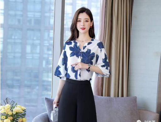  #建议#若是你45-65岁，若不差钱，建议：阔腿裤套装，高雅大气惊艳