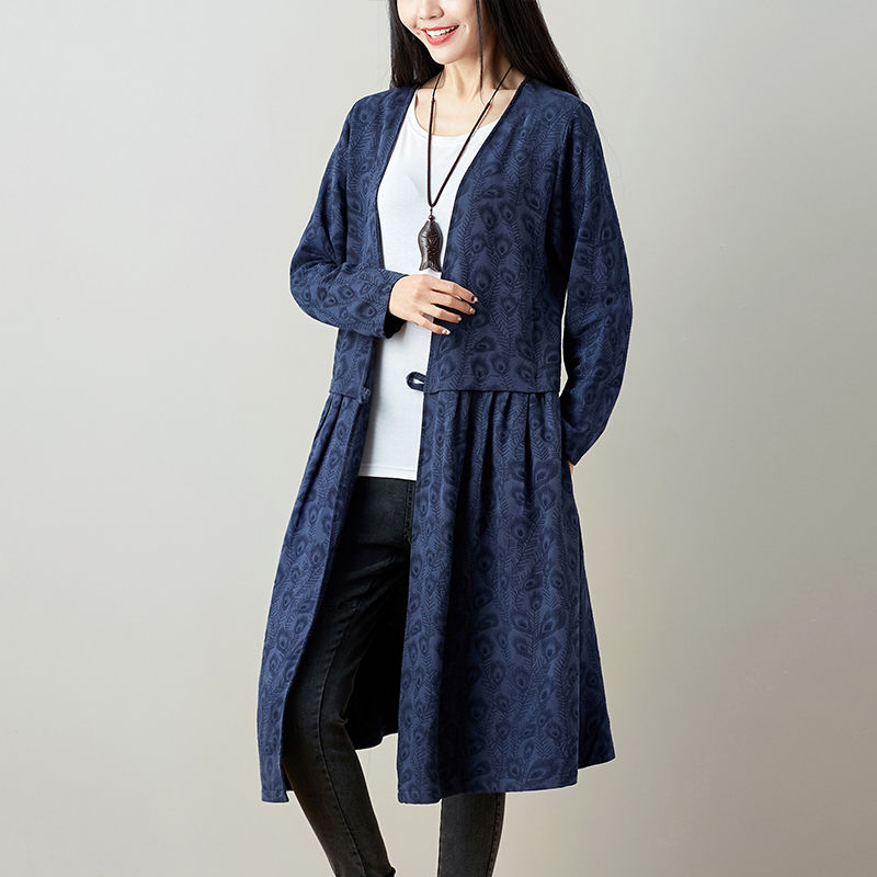 假如你也35-48岁，若不差钱，秋天多穿“妈妈装”，超减龄