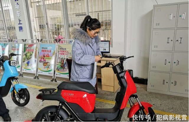 「电动车」专家这次失算了!新国标电动车坐“冷板凳”,一周卖出2台