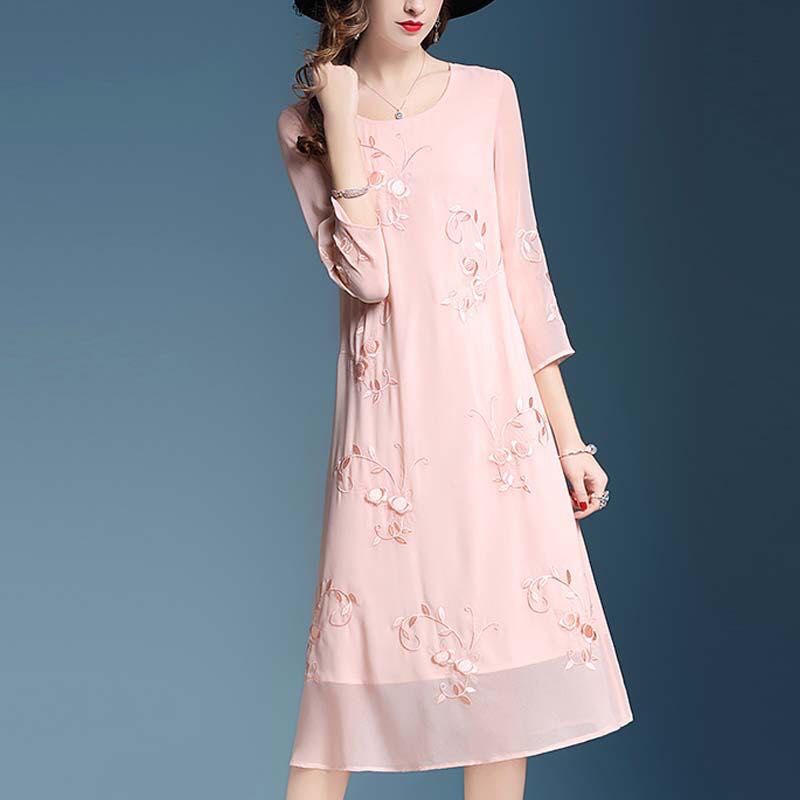 新出一种裙:叫“漫步裙”，三伏天穿时髦清凉，美的不像中年人