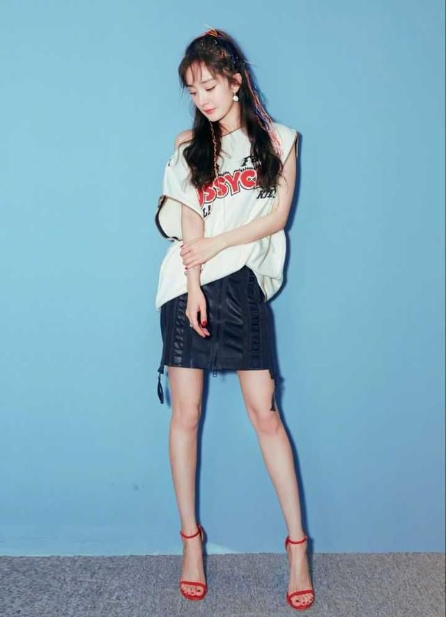 你没有看错！生过孩子的杨幂气质竟比“国际超模”还要好！