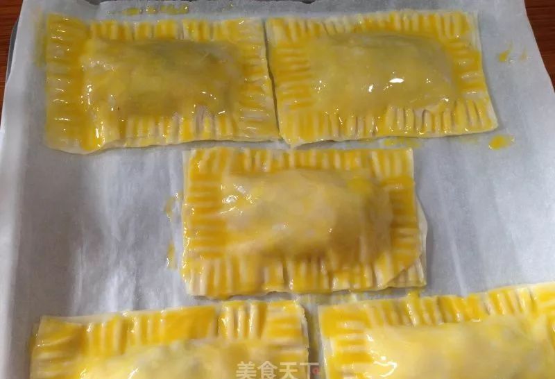  适量：馄饨皮，原来还能这么吃！做法简单又好吃，一学就会！