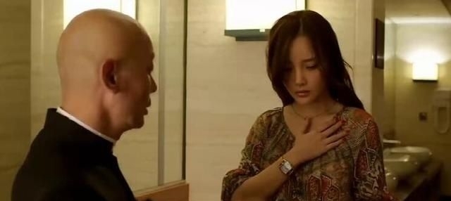  『演渣』她们身材绝佳颜又高，朱珠被称办公室女神，张萌演渣女翻红